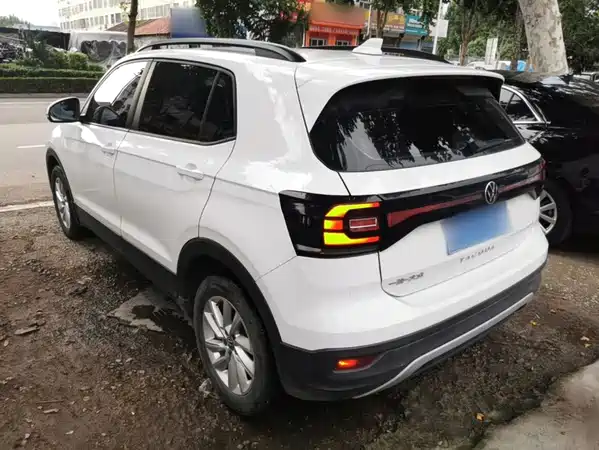 Volkswagen Tacqua 2020