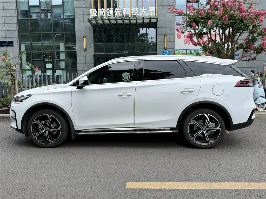 BYD Tang New Energy 2022