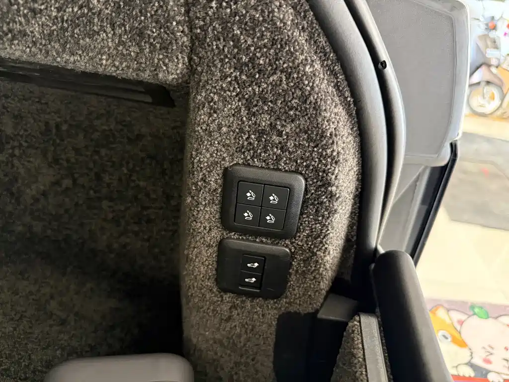 Land Rover Range Rover 2019 — фото 12