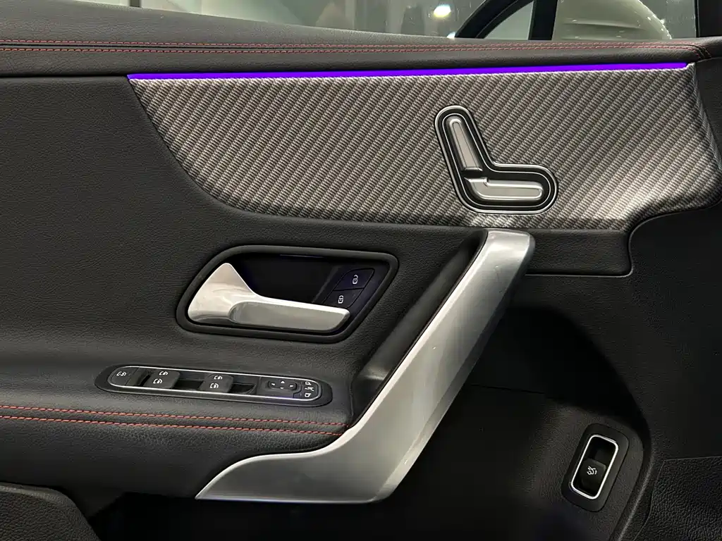 Mercedes-Benz A-Class 2023 — фото 21