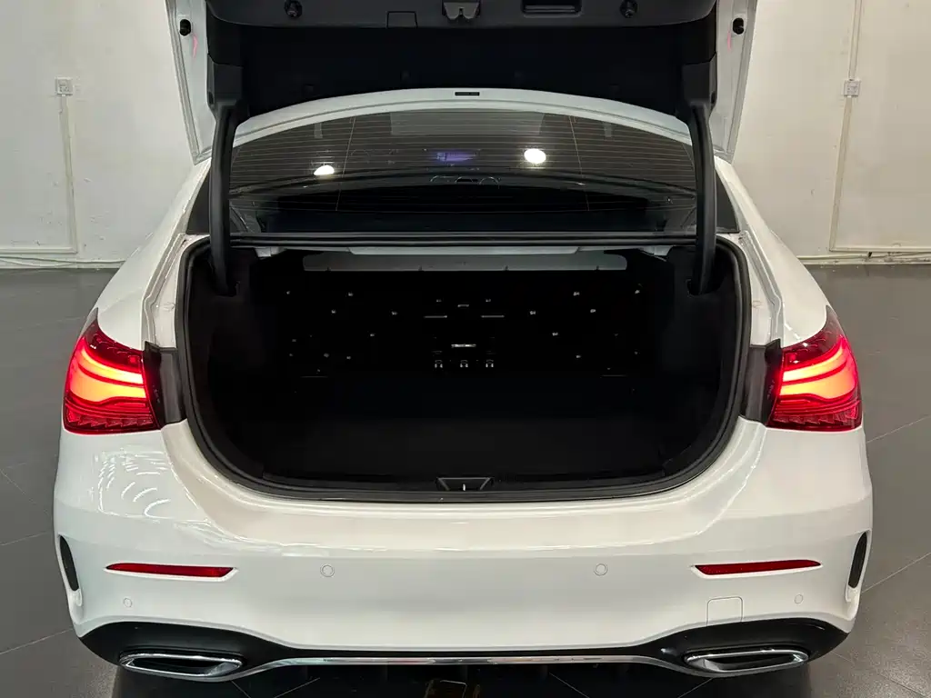 Mercedes-Benz A-Class 2023 — фото 23