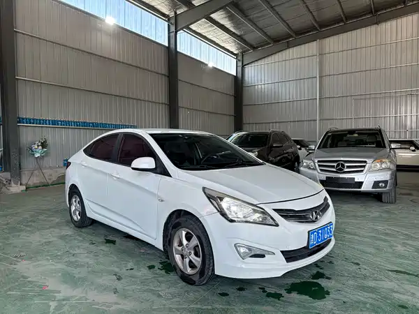 Hyundai Accent 2016