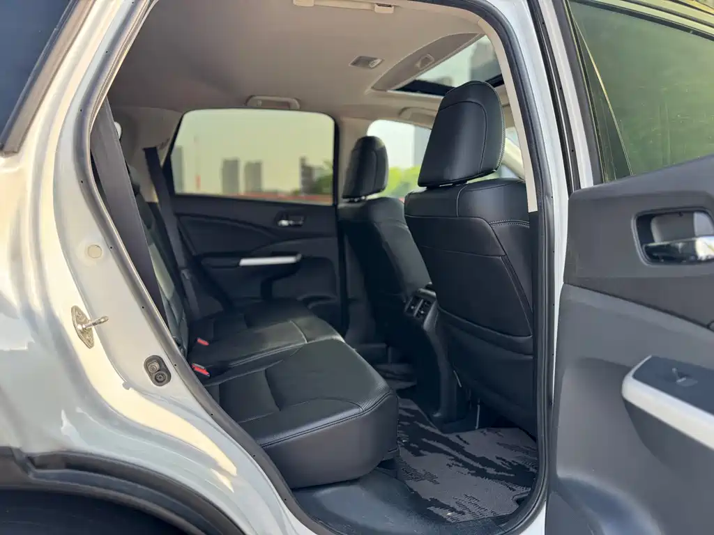 Honda CR-V 2015 — фото 12