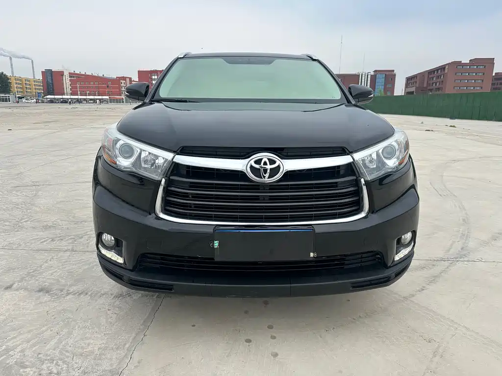 Toyota Highlander 2016 — фото 2