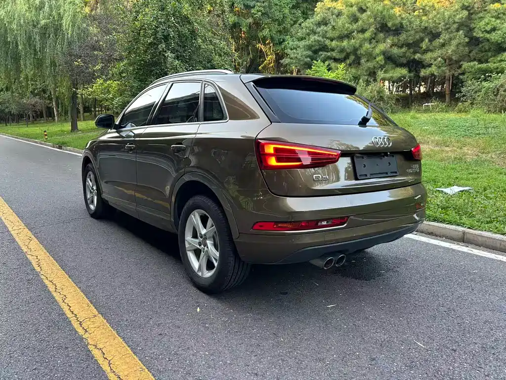 Audi Q3 2018 — фото 13