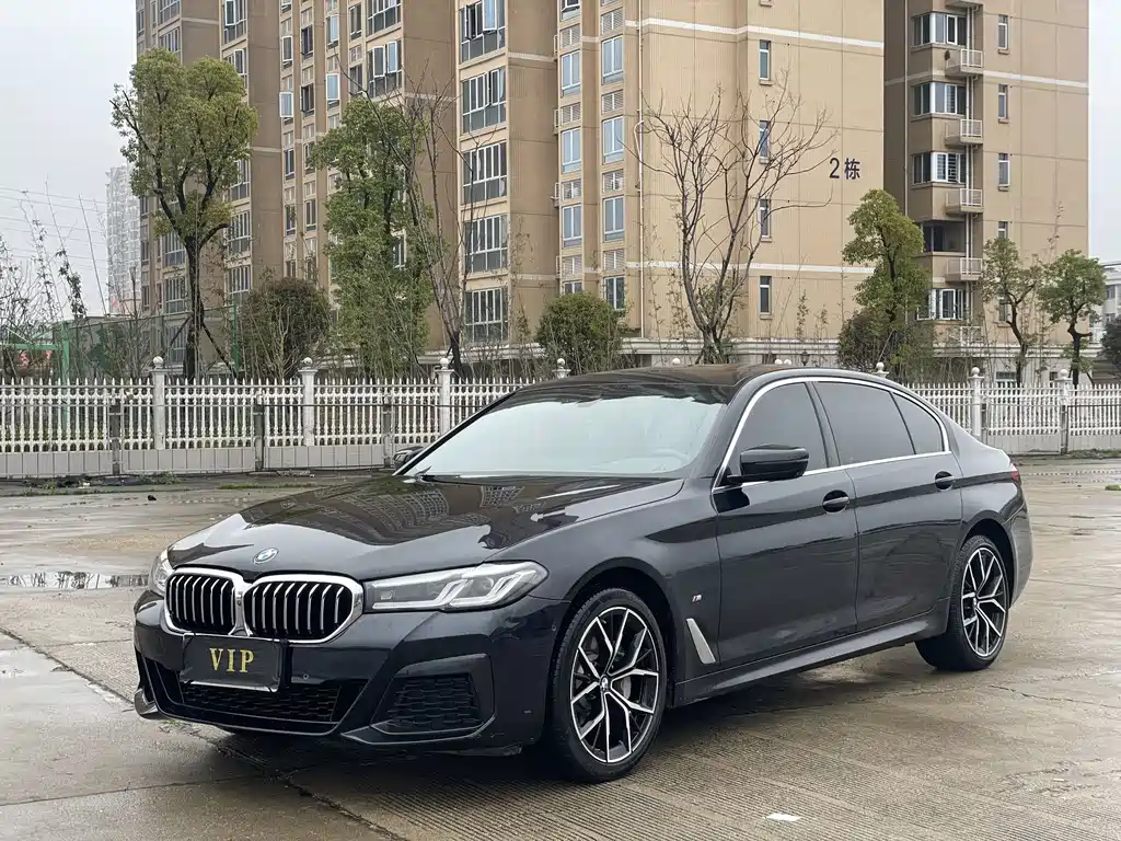 BMW 5 Series 2023