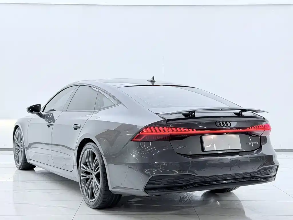 Audi A7 2023 — фото 12