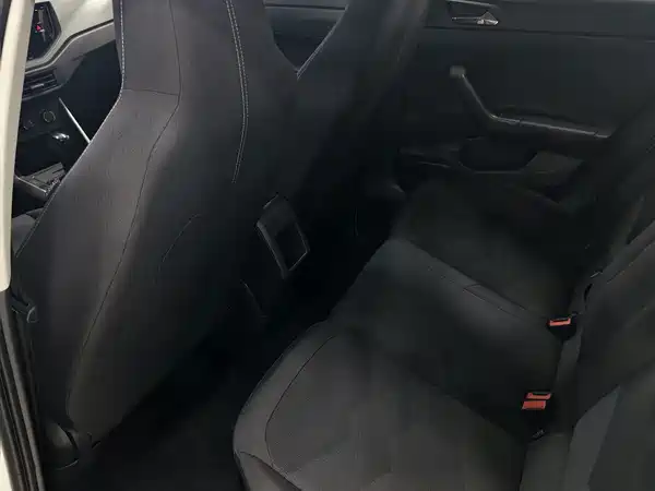 Volkswagen Polo 2021