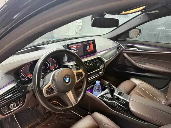 BMW 5 Series 2022