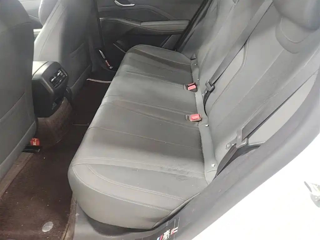 BYD Qin PLUS 2025 — фото 17
