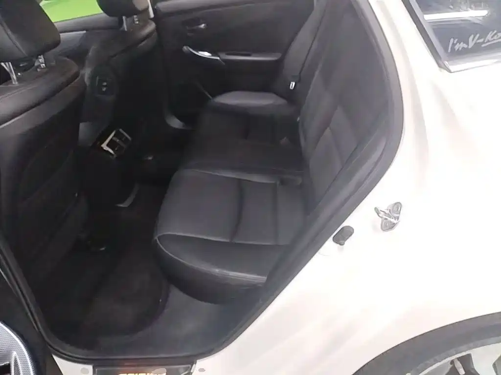 Honda Spirior 2016 — фото 17