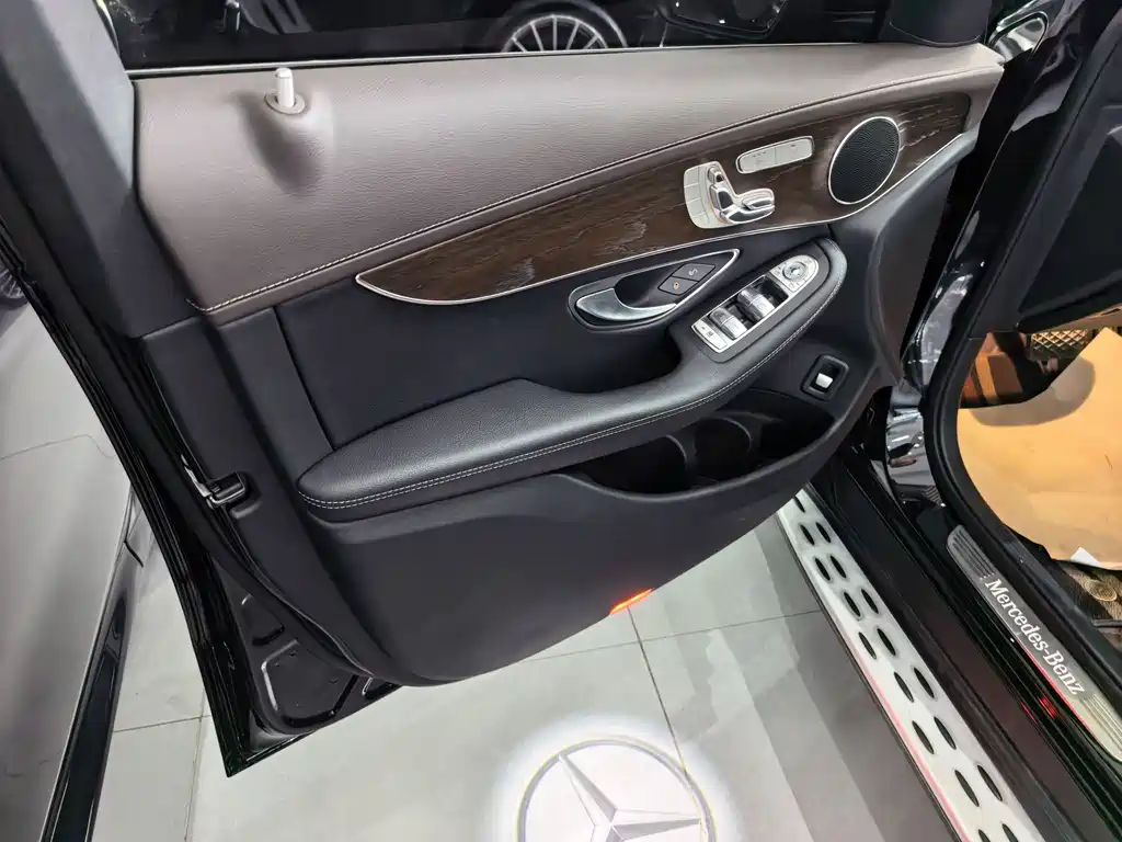 Mercedes-Benz GLC 2022