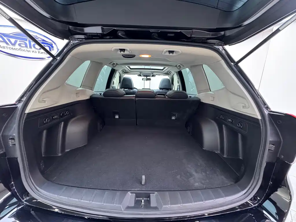 Subaru Forester 2022 — фото 21