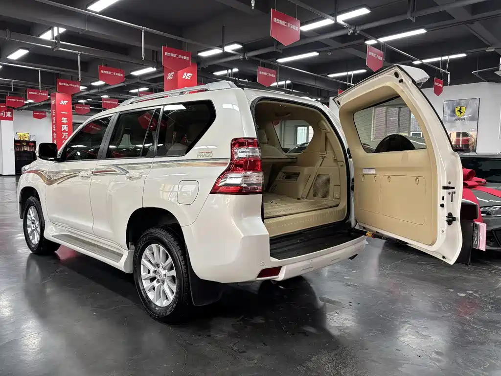 Toyota Prado 2016 — фото 20