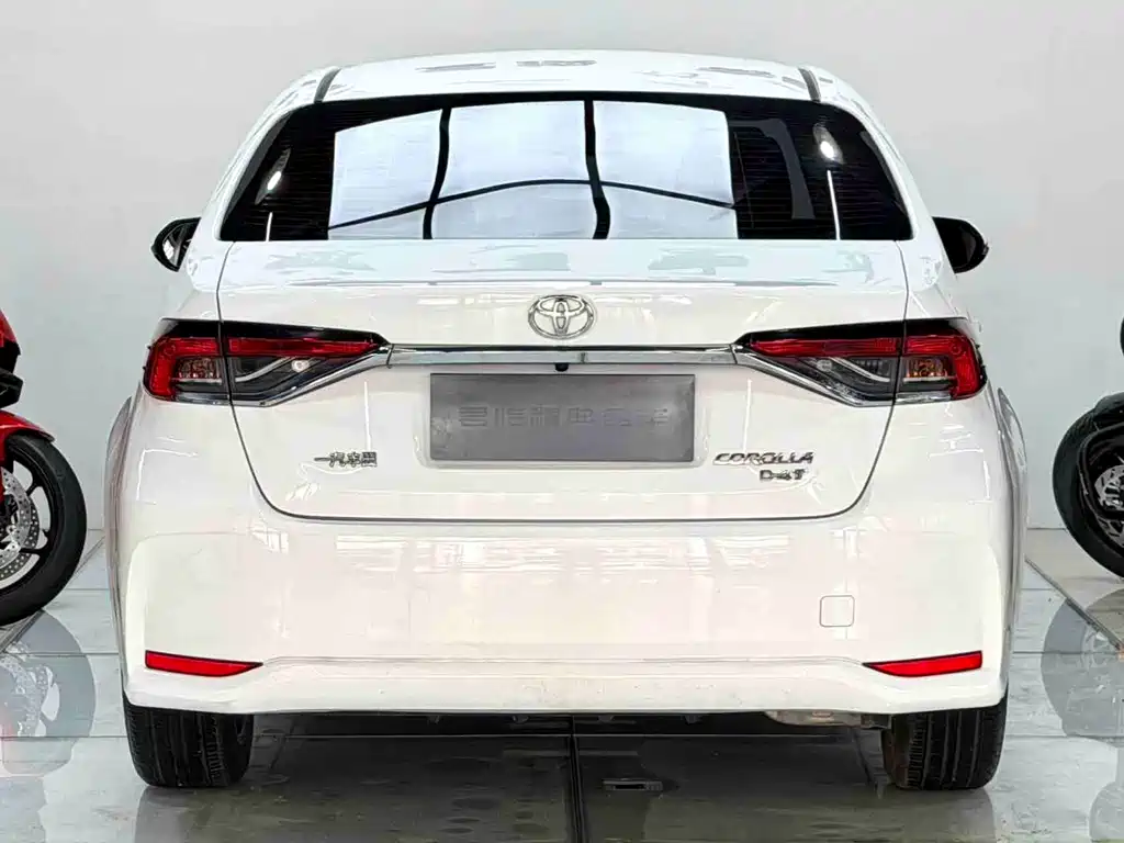 Toyota Corolla 2022 — фото 5