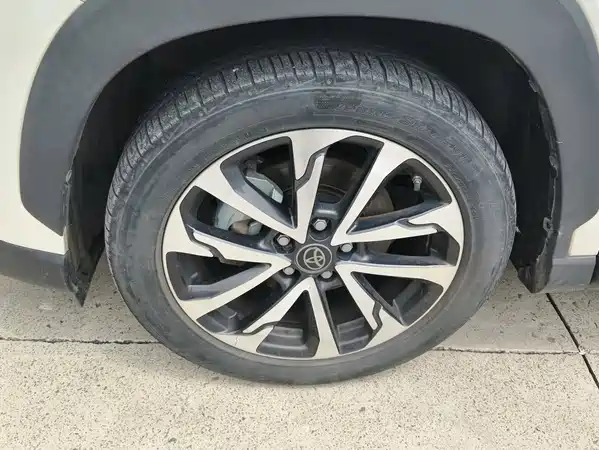 Toyota Corolla Cross 2023