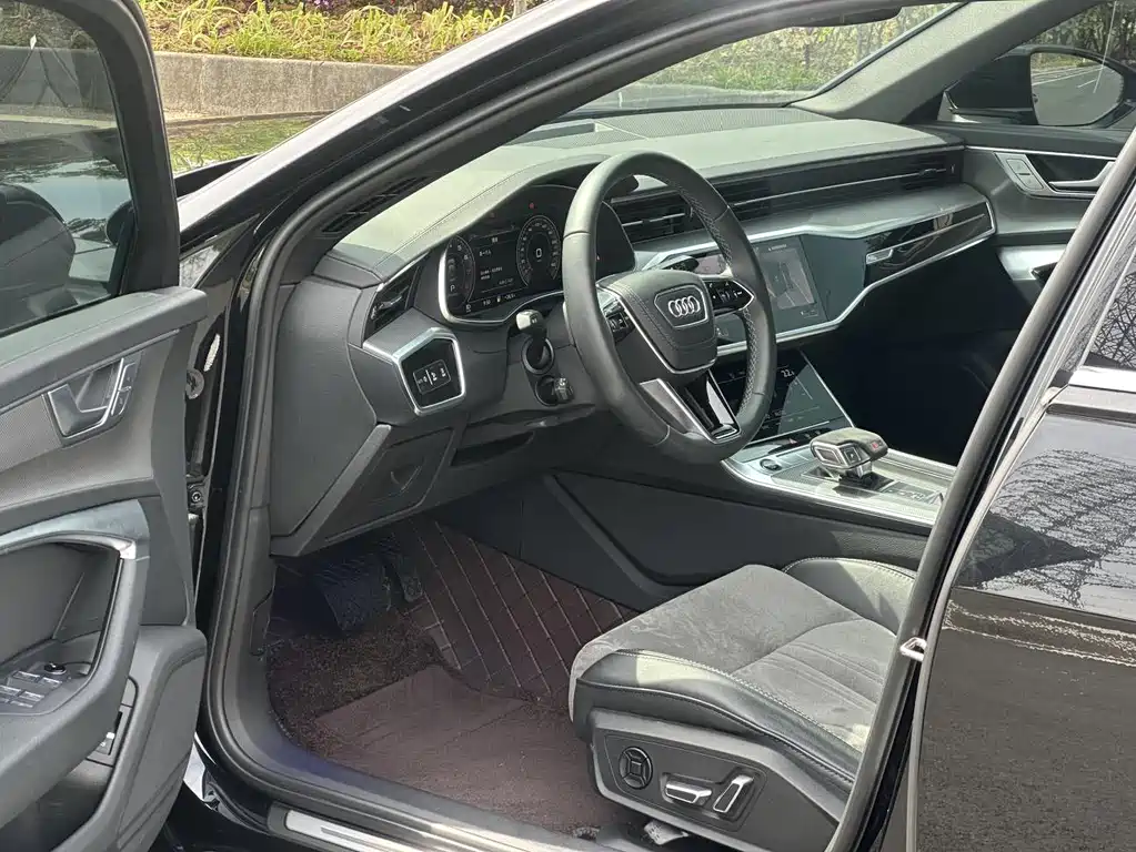 Audi A6L 2023