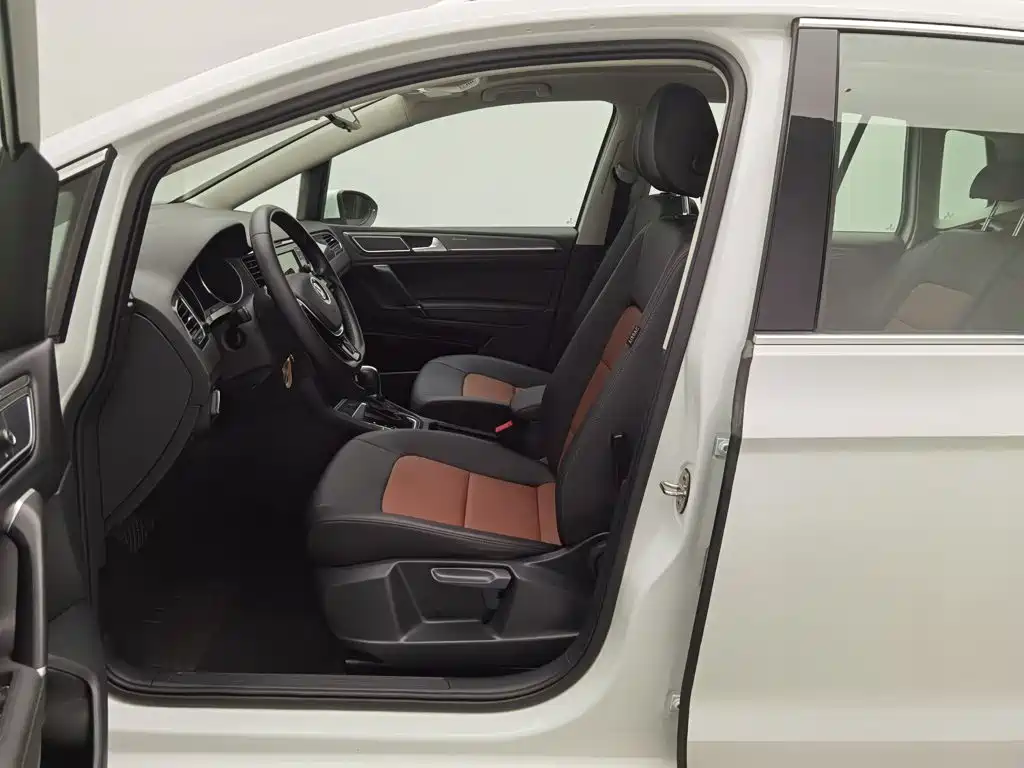 Volkswagen Golf Jialu 2018 — фото 10