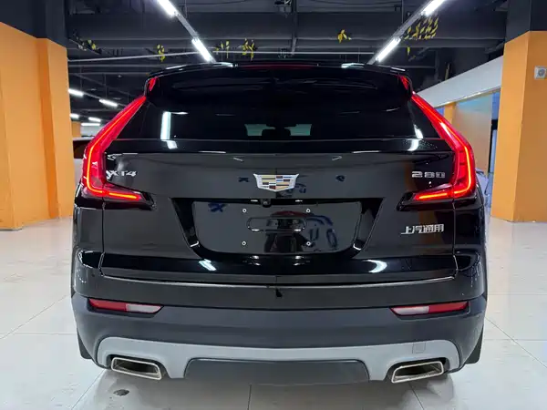 Cadillac XT4 2021