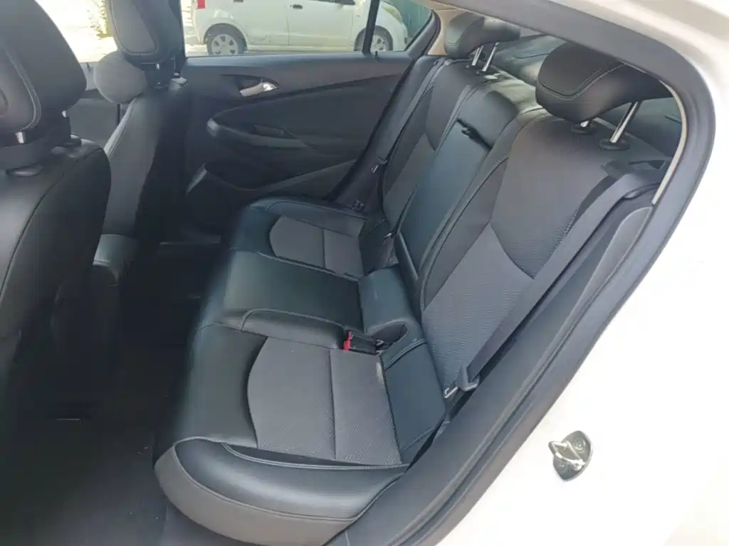 Chevrolet Cruze 2015 — фото 17