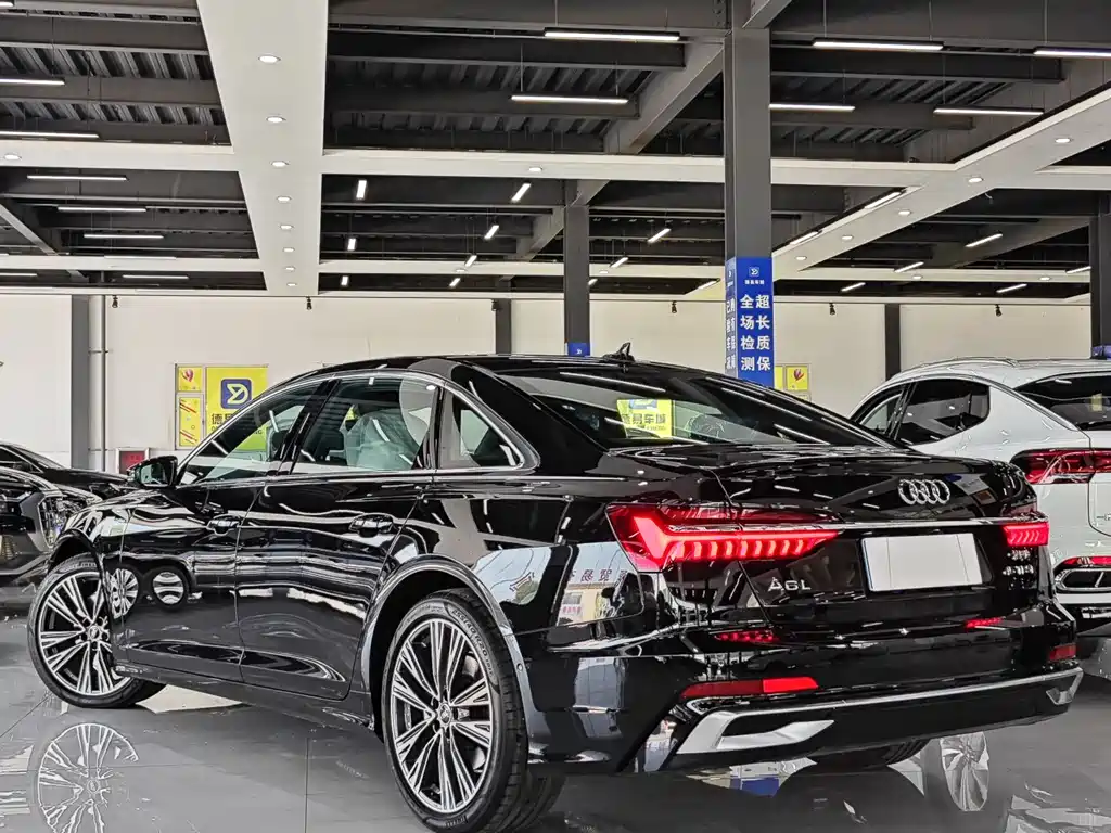 Audi A6L 2025 — фото 9