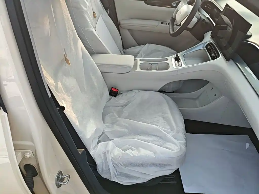 Geely Galaxy Starwish 2026 — фото 25