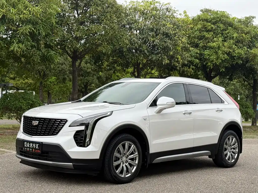 Cadillac XT4 2020 — фото 1