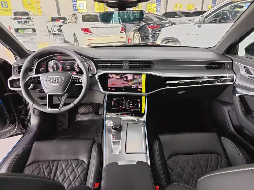 Audi A6L 2025