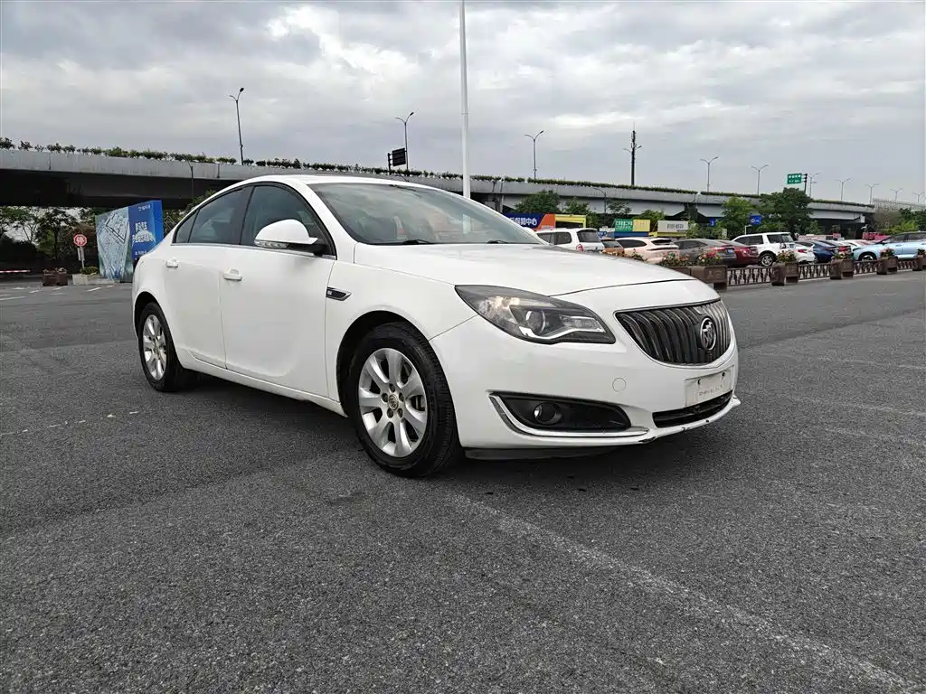 Buick Regal 2016 — фото 7