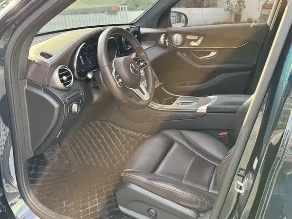 Mercedes-Benz GLC 2021