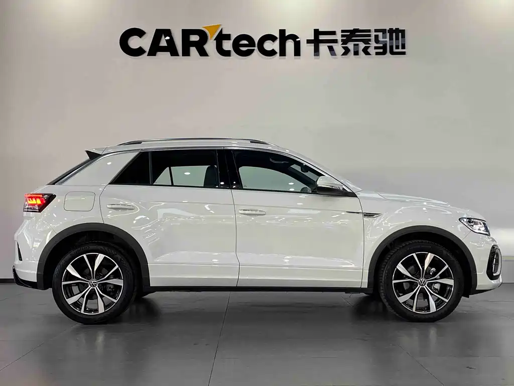 Volkswagen T-Roc 2025 — фото 4