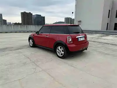 MINI MINI 2011