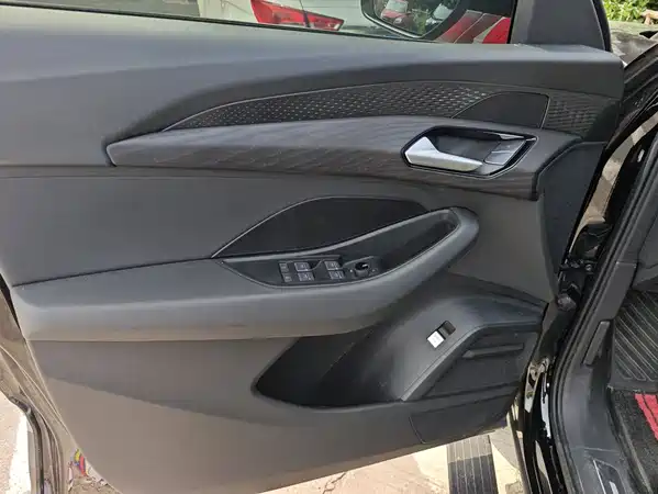 Audi Q6 2025