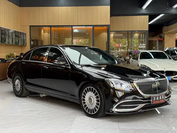Mercedes-Benz S-Class 2011