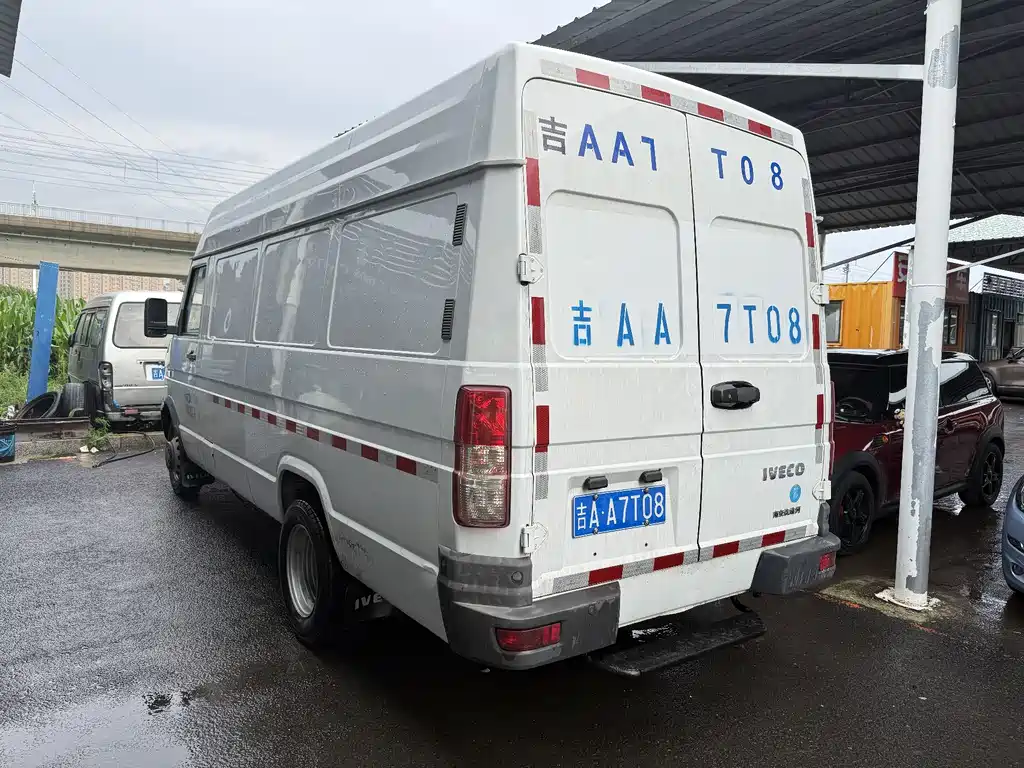 IVECO Daily 2023