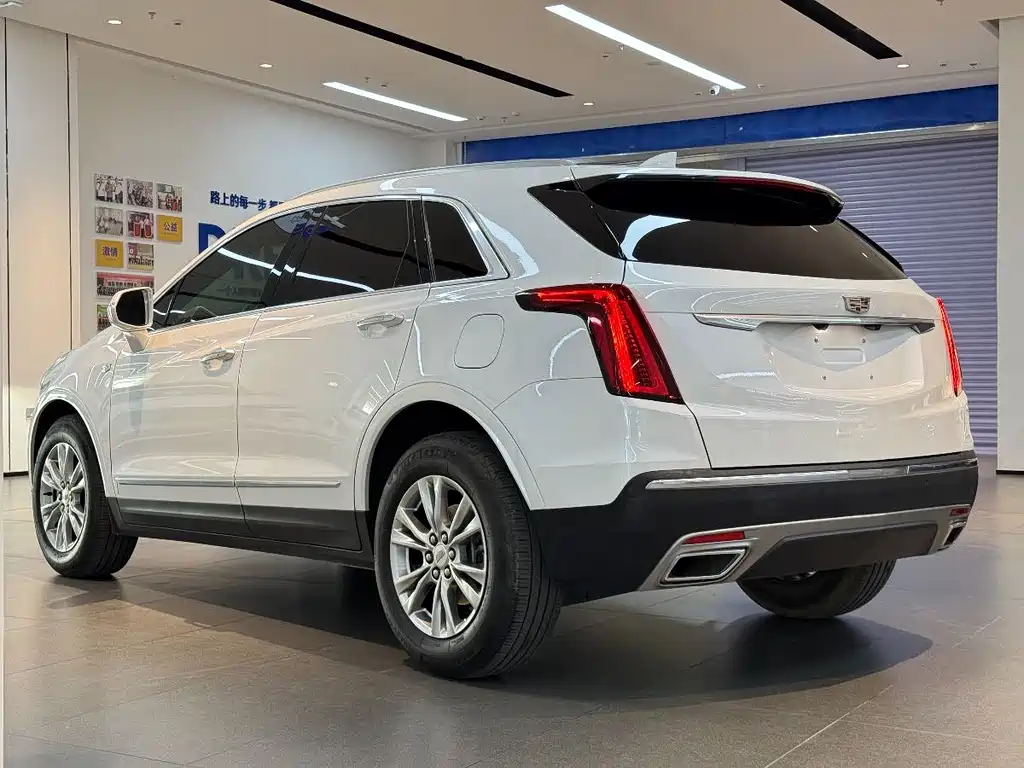 Cadillac XT5 2020 — фото 4
