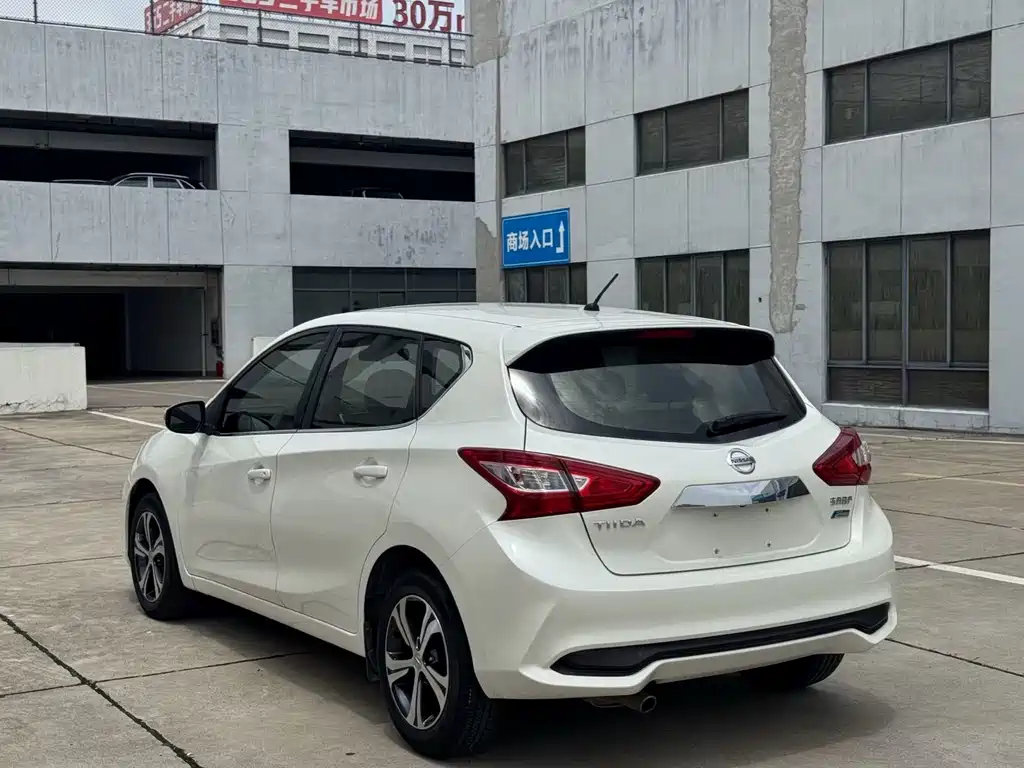 Nissan Tiida 2016