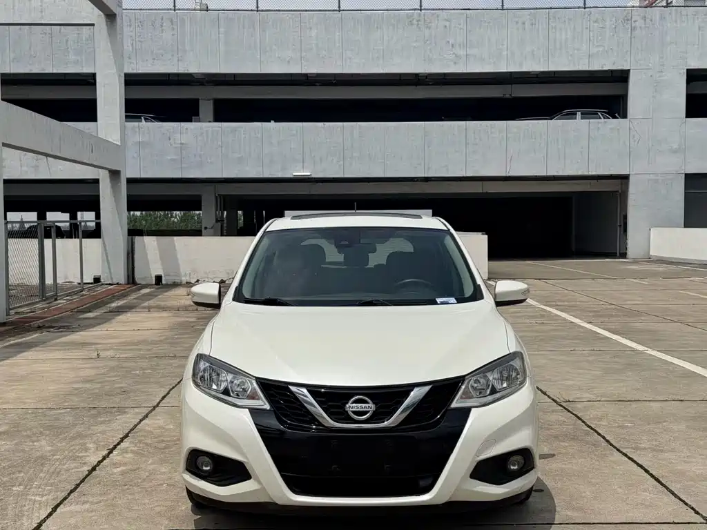Nissan Tiida 2016