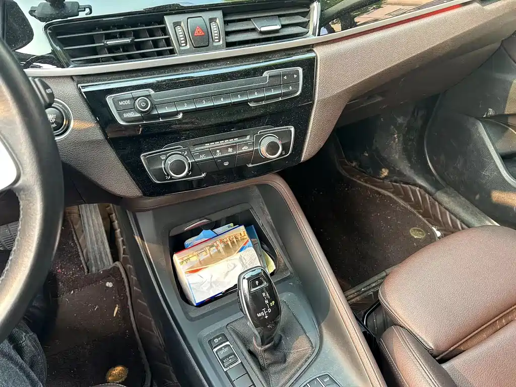 BMW X1 2022 — фото 4