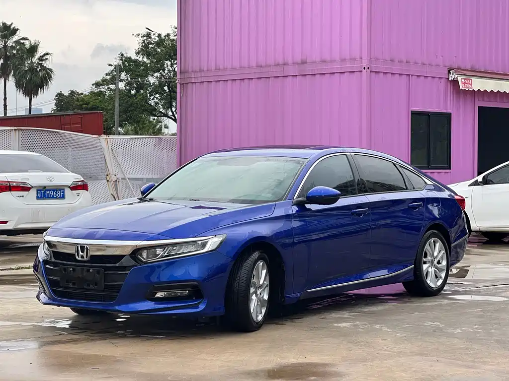 Honda Accord 2018 — фото 1
