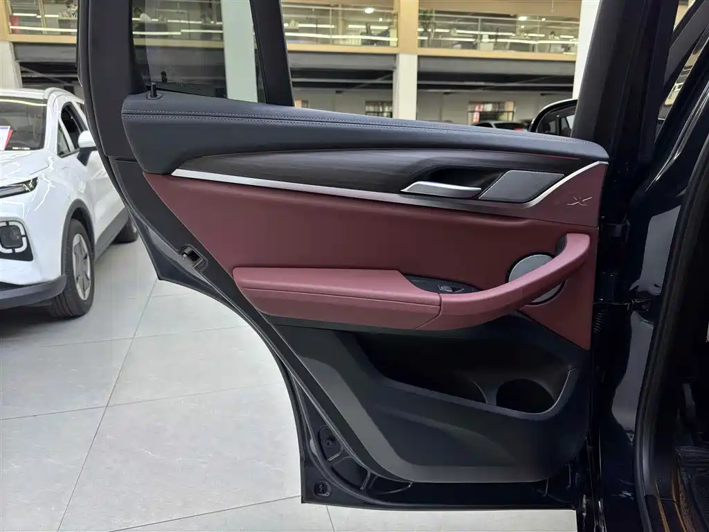 BMW X3 2023 — фото 12