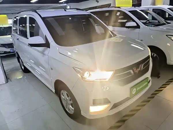 Wuling Hongguang 2019