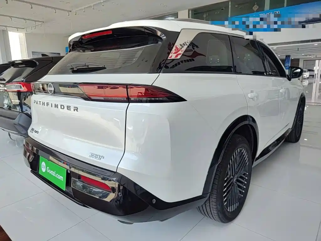 Nissan Teramont 2024