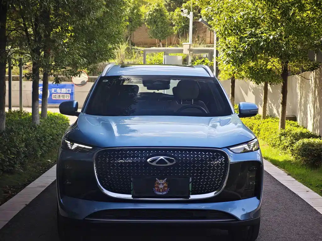 Chery Tiggo 8 PLUS C-DM 2025 — фото 2