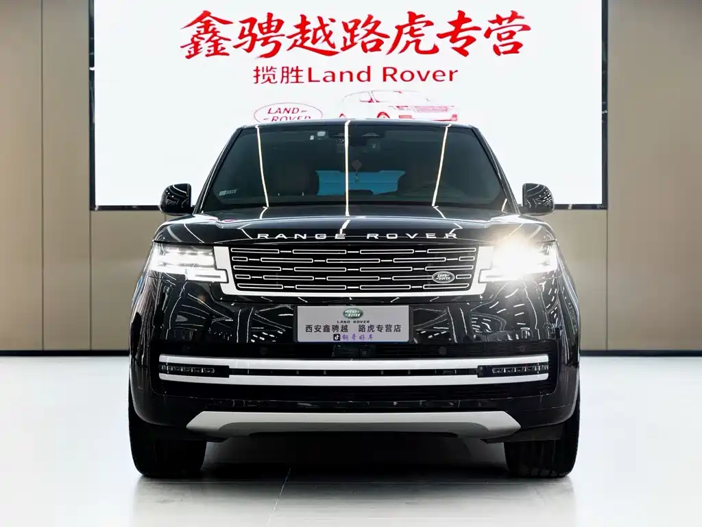 Land Rover Range Rover 2024 — фото 2