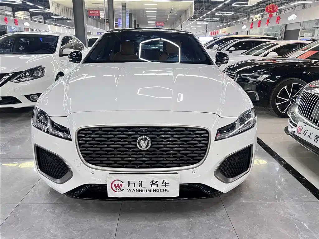Jaguar XFL 2024 — фото 1