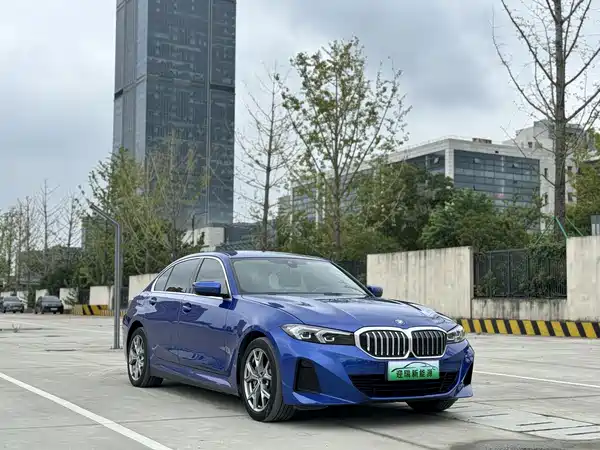 BMW i3 2022