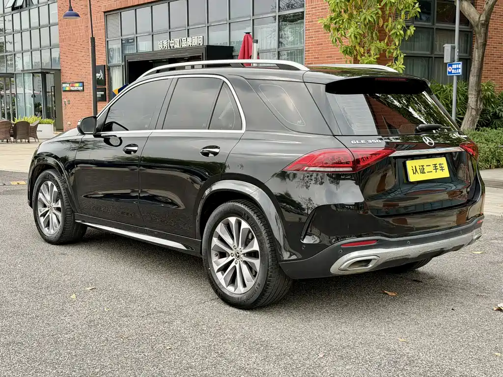 Mercedes-Benz GLE 2023 — фото 3