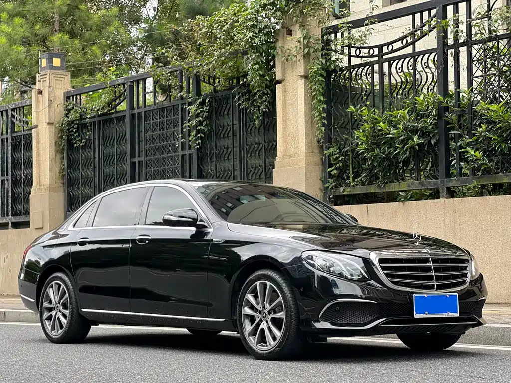 Mercedes-Benz E-Class 2019