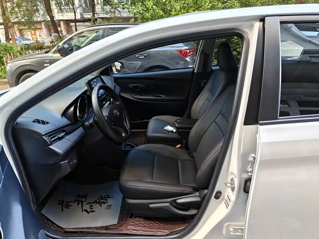 Toyota Vios 2023 — фото 11